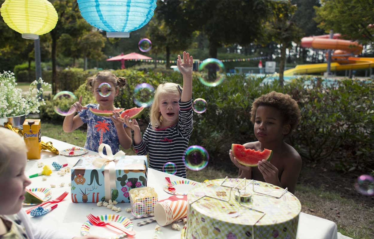 Kinderfeestje? Ga lekker zwemmen!